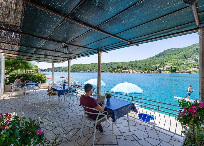 Sunny Seafront With Sunbeds! Unique * Zaton (Dubrovnik-Neretva)