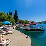 شقة Sunny Seafront With Sunbeds! Unique *
