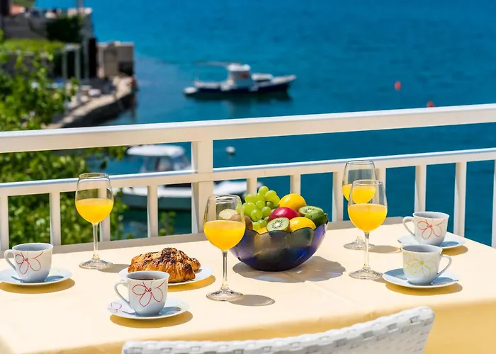 Sunny Seafront With Sunbeds! Unique * Zaton (Dubrovnik-Neretva)